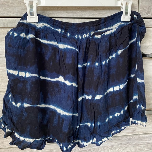 Tie dye striped shorts - Picture 3 of 5